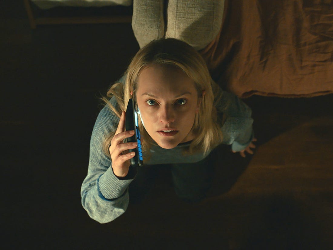 invisibleman-ElisabethMoss