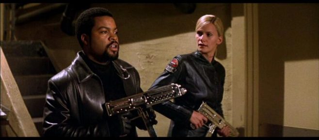 fantasmi-da-marte-ghosts-of-mars-movie-film-2001-horror-sci-fi-natasha-henstridge-ice-cube