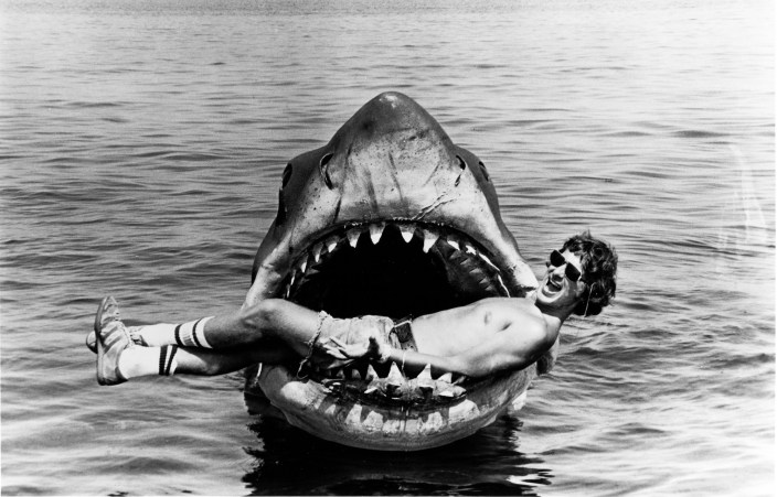 Lo-Squalo-Jaws-film-movie-1975-horror-thriller-adventure-avventura-drama-drammatico-universal-peter-benchley-steven-spielberg-shark