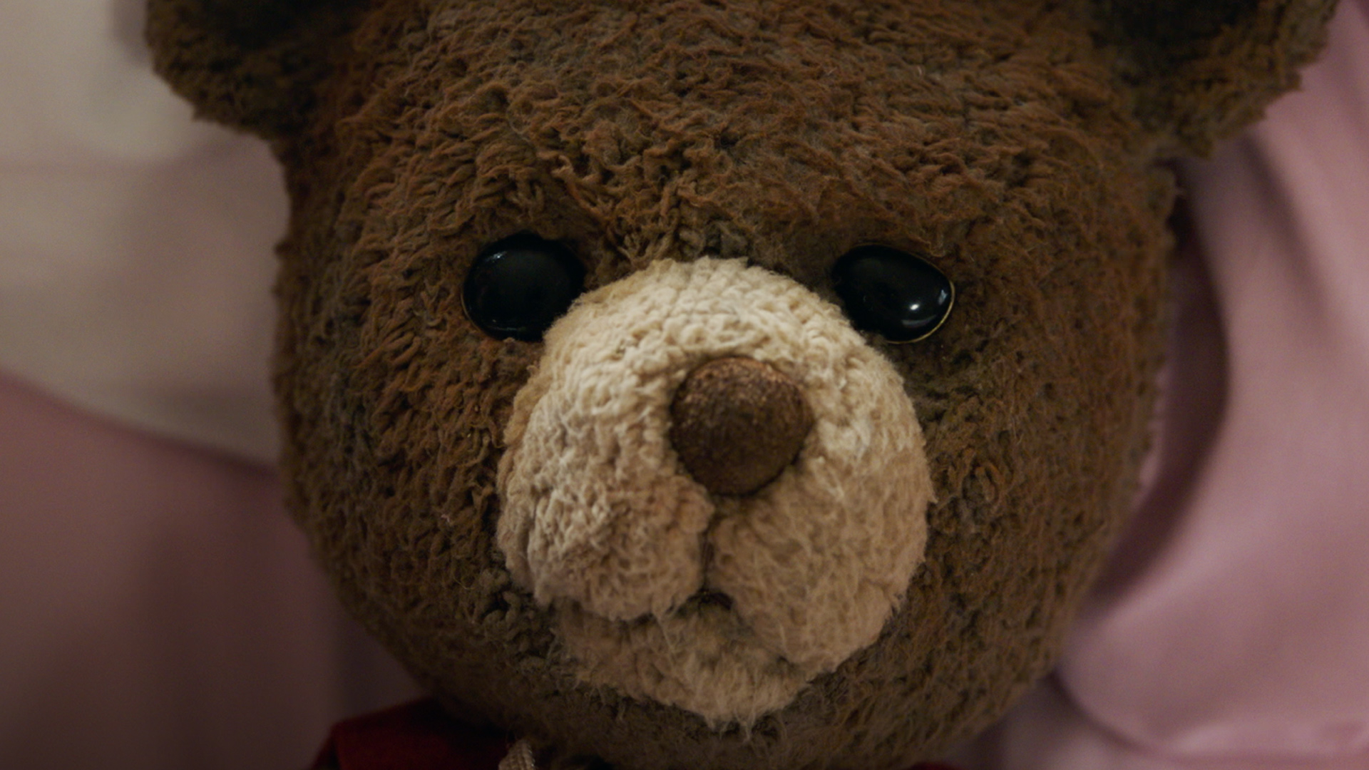 Imaginary-film-movie-2024-horror-blumhouse-teddy-1