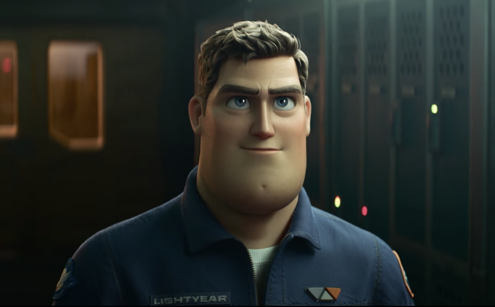 Lightyear-la-vera-storia-di-buzz-film-movie-2022-animated-pixar-animation-sci-fi-action-comedy-drama-chris-evans