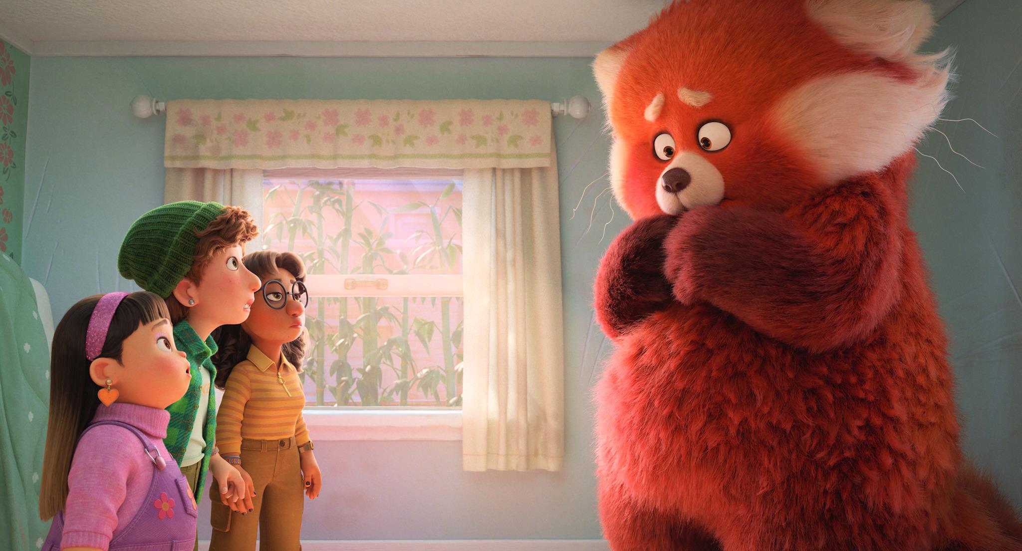 Red-Turning-Red-film-movie-2022-animated-pixar-animation-walt-disney-comedy-fantasy-adventure-mei-lee.miriam-priya-abby-1