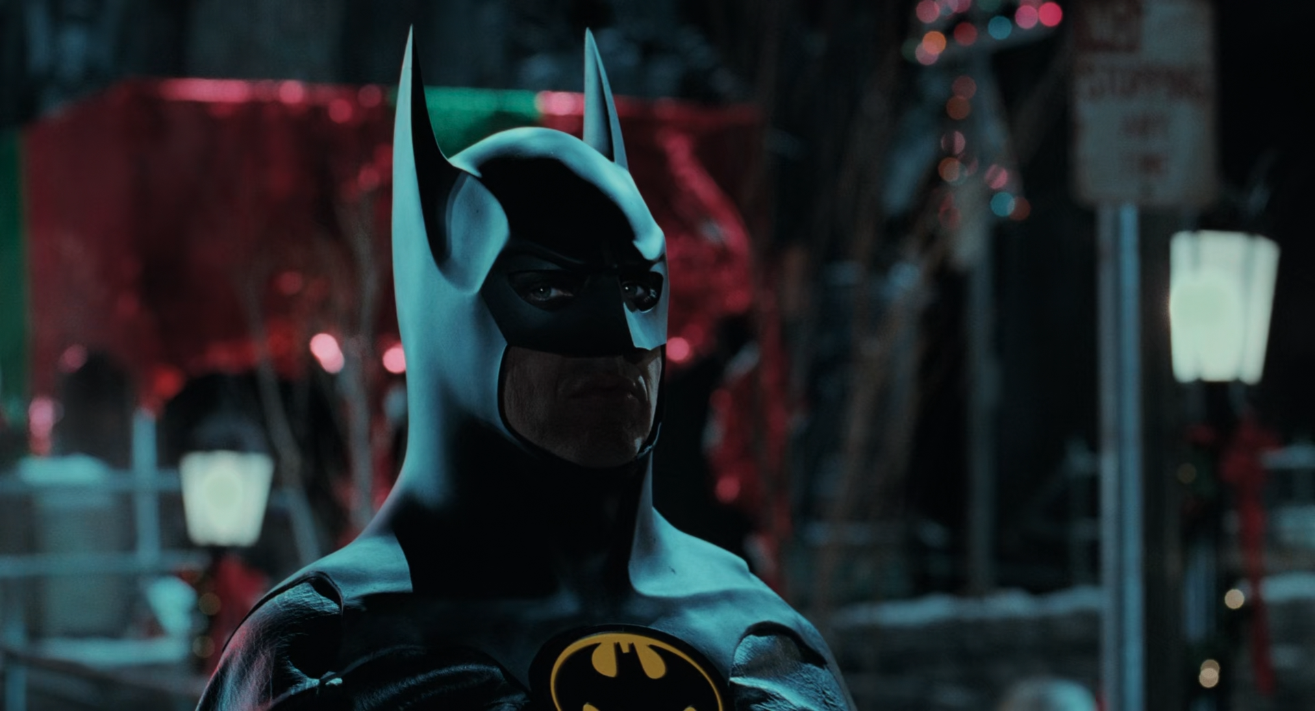 Batman-il-ritorno-batman-returns-film-movie-1992-dc-warner-superhero-sci-fi-action-adventure-michael-keaton