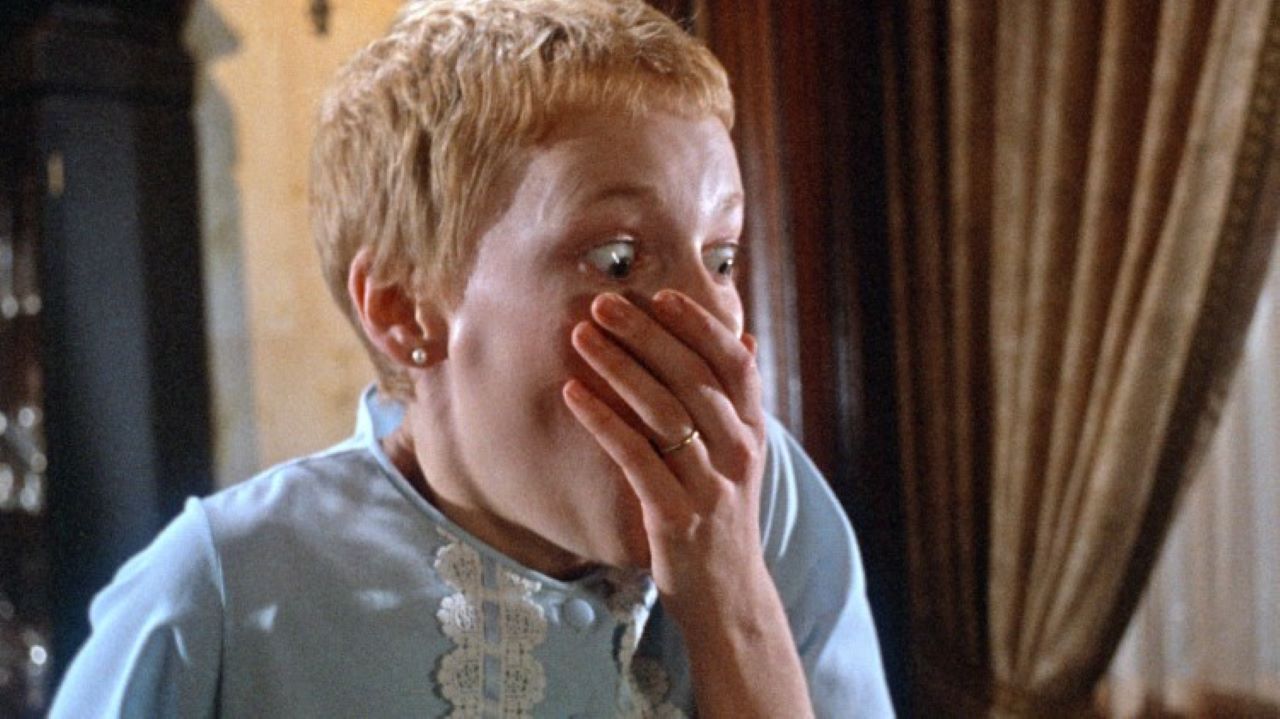 Rosemary_s-Baby-Nastro-Rosso-a-New-York-movie-film-1968-horror-drama-drammatico-rosemary-woodhouse-mia-farrow-ending